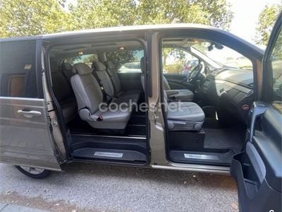 Usado Mercedes Viano 150 CV (110 kW) 2011 Beige Monovolumen