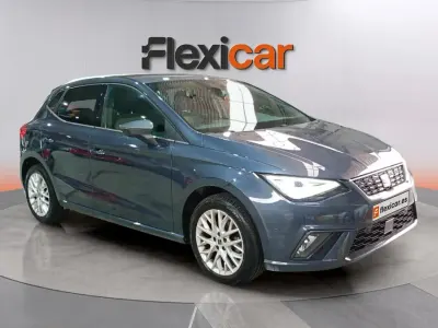 Usado Seat Ibiza XCELLENCE 116 CV (85 kW) 2025 Gris Utilitario