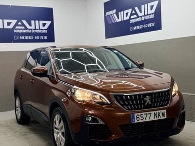 Usado Peugeot 3008 Active 130 CV (95 kW) 2019 Naranja SUV