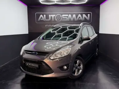 Usado Ford C-MAX Trend 125 CV (91 kW) 2015 Gris Monovolumen