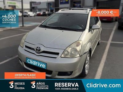 Usado Toyota Corolla Verso Luna 116 CV (85 kW) 2005 Beige Monovolumen