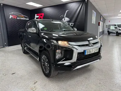 Usado Mitsubishi L200 Motion 150 CV (110 kW) 2022 Negro Pickup/Camioneta