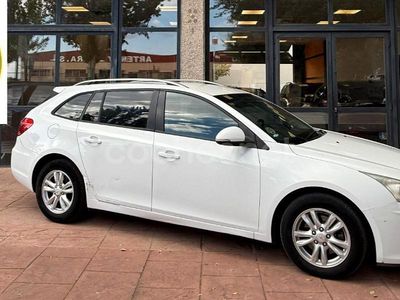 Blanco Usado 2013 Chevrolet Cruze LTZ Familiar | 5990 € (Precio justo)