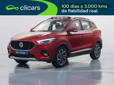 Usado MG ZS Luxury 111 CV (81 kW) 2023 Rojo SUV