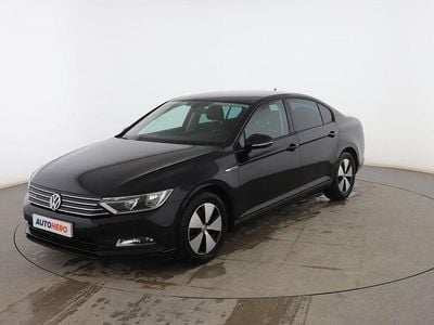 Usado VW Passat 120 CV (88 kW) 2016 Negro Berlina
