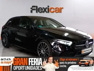 Occasion Mercedes A180 136 PK (100 kW) 2021 Zwart