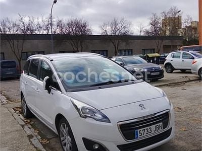 Blanco Usado 2014 Peugeot 5008 Style Monovolumen | 6000 € (Super precio)