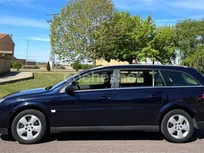 Usado Opel Vectra Sport 184 CV (135 kW) 2004 Azul Familiar
