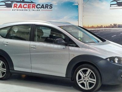 Usado Seat Altea 105 CV (77 kW) 2010 Gris / plata Monovolumen