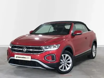 Usado VW T-Roc Cabriolet 110 CV (80 kW) 2023 Rojo Descapotable