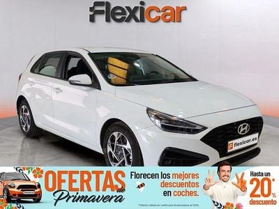 Usado Hyundai i30 120 CV (88 kW) 2024 Blanco Berlina