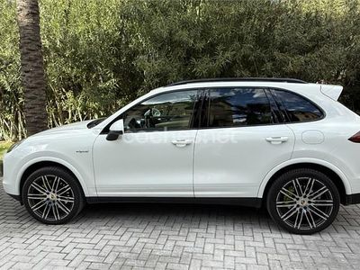 Porsche Cayenne S E-Hybrid