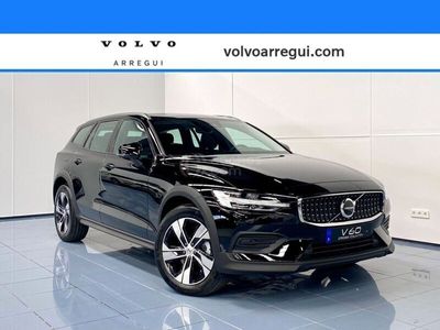 usado Volvo V60 CC B4 Core Awd Aut.