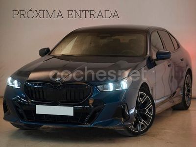 Azul Usado 2023 BMW 520 Comfort Edition Berlina | 52.490 € (Caro)