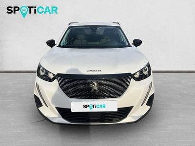 Usado Peugeot 2008 Allure 110 CV (80 kW) 2021 Blanco SUV