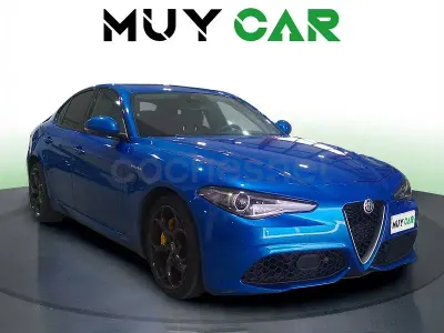 Usado Alfa Romeo Giulia Veloce 210 CV (154 kW) 2020 Azul Berlina