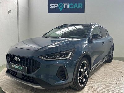 Käytetty Ford Focus Active 155 HP (114 kW) 2022 Sininen Sedan