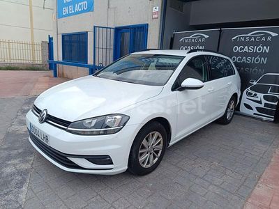 Usado VW Golf VII Advance 115 CV (84 kW) 2020 Blanco Familiar