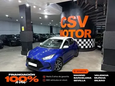 Usado Toyota Yaris Edition 125 CV (91 kW) 2021 Azul Utilitario