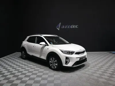 Usado Kia Stonic 101 CV (74 kW) 2023 Blanco SUV