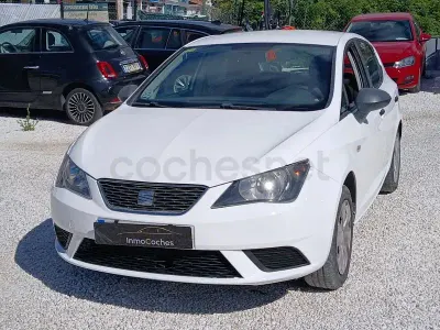 Usado Seat Ibiza Reference 90 CV (66 kW) 2015 Blanco Berlina