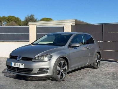 Używany VW Golf VII Advance 105 KM (77 kW) 2013 Szary Hatchback