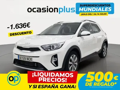 Usado Kia Stonic 100 CV (73 kW) 2025 Blanco SUV
