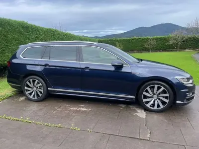 Usado VW Passat Sportline 239 CV (175 kW) 2016 Azul Familiar