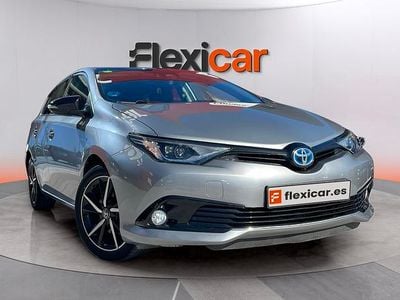 Käytetty Toyota Auris Hybrid Active 136 HP (100 kW) 2018 Harmaa Sedan