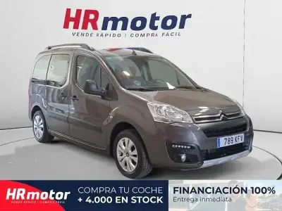 Usado Citroën Berlingo 110 CV (80 kW) 2017 Marrón Monovolumen