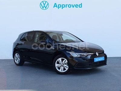 Negro Usado 2024 VW Golf VIII Life Berlina | 28.613 € (Un poco caro)