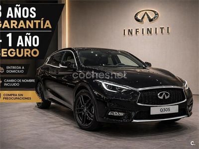 Usado Infiniti Q30 Sport Tech 211 CV (155 kW) 2019 Negro Berlina