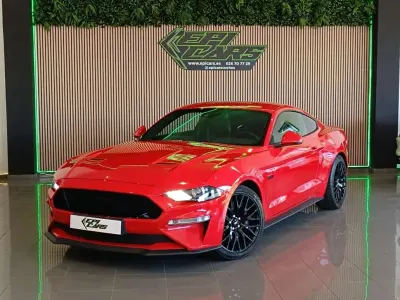 Usado Ford Mustang GT Fastback 457 CV (336 kW) 2020 Rojo Coupe