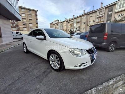 Usado VW Eos 140 CV (102 kW) 2010 Blanco Descapotable