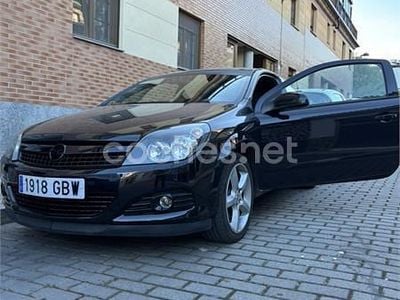 Opel Astra GTC