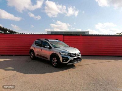 Plateado Usado 2021 Dacia Sandero Comfort Utilitario | 15.450 € (Caro)