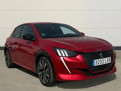 Używany Peugeot 208 GTi 130 KM (95 kW) 2022 Czerwony Hatchback