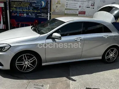 Usado Mercedes A200 AMG line 136 CV (100 kW) 2017 Gris / plata Utilitario