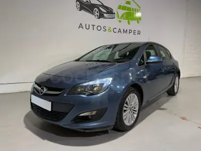 Usado Opel Astra Selective 110 CV (80 kW) 2015 Azul Berlina