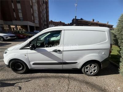 Usado Ford Tourneo Courier Ambiente 100 CV (73 kW) 2020 Blanco Monovolumen