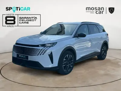 Usado Peugeot 5008 Allure 145 CV (106 kW) 2025 Blanco okenite SUV