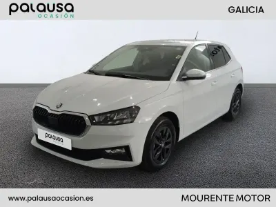 Usado Skoda Fabia Selection 80 CV (58 kW) 2025 Blanco Utilitario