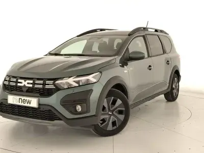 Usado Dacia Jogger Extreme 101 CV (74 kW) 2025 Verde Monovolumen