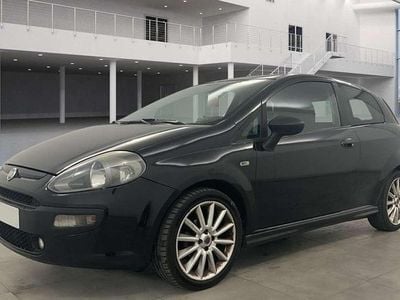 Usado Fiat Punto Evo Sport 105 CV (77 kW) 2010 Negro Utilitario