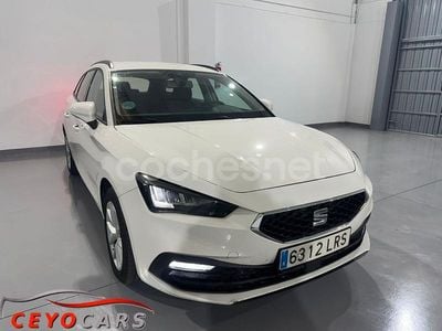 Blanco Usado 2021 Seat Leon Reference Familiar | 13.000 € (Precio justo)