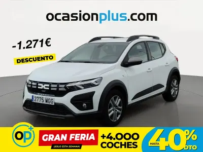 Usado Dacia Sandero Expression 101 CV (74 kW) 2023 Blanco Berlina