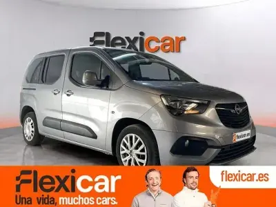 Usado Opel Combo Innovation 130 CV (95 kW) 2019 Gris Monovolumen