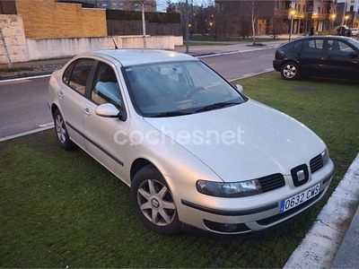 Usado Seat Toledo Sport 110 CV (80 kW) 2003 Beige Berlina