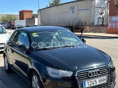 Usado Audi A1 Ambition 90 CV (66 kW) 2010 Negro Utilitario