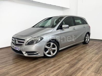 Mercedes B180